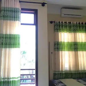 mrs-cuong-room-for-rent.hotelsofhoian.com/